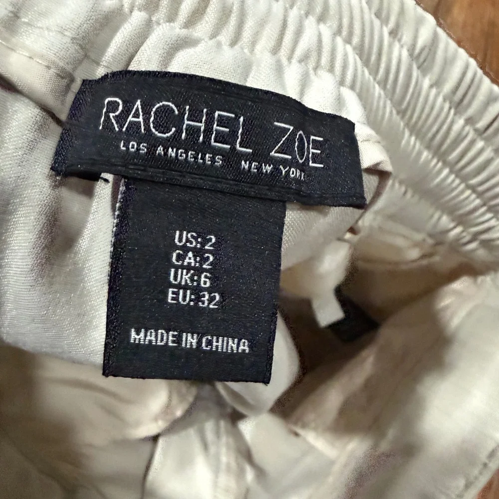 Rachel Zoe Womens Beige Tailored Cuffed Shorts‎ Stretch Elastic Back S Size 2